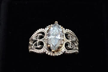 Laboratory marquee ring