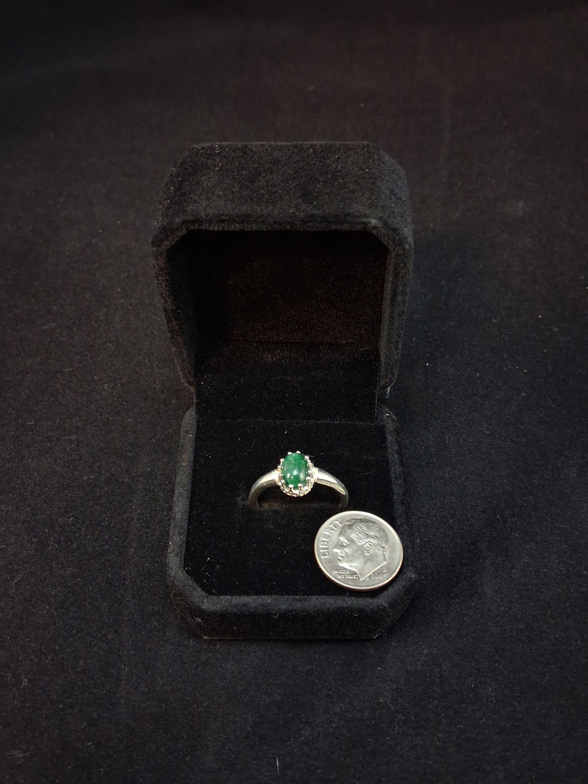 Original design genuine Emerald cabochon cut ring
