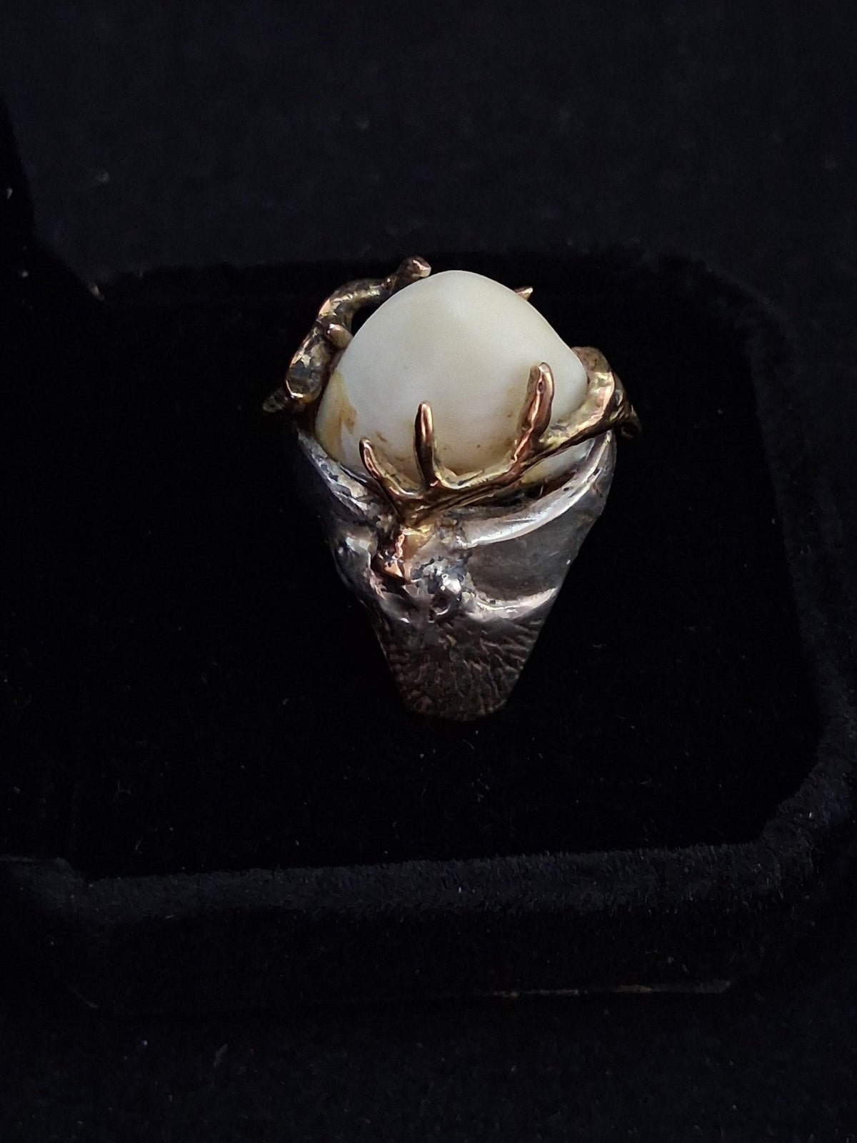 Men's elk Ivory ring